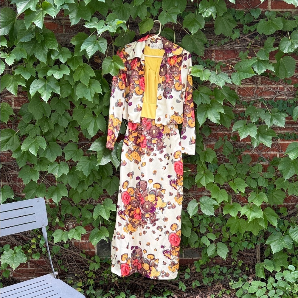 Vintage 70s Leslie Fay Mushroom Dress with Jacket - Mushroom and Floral pattern